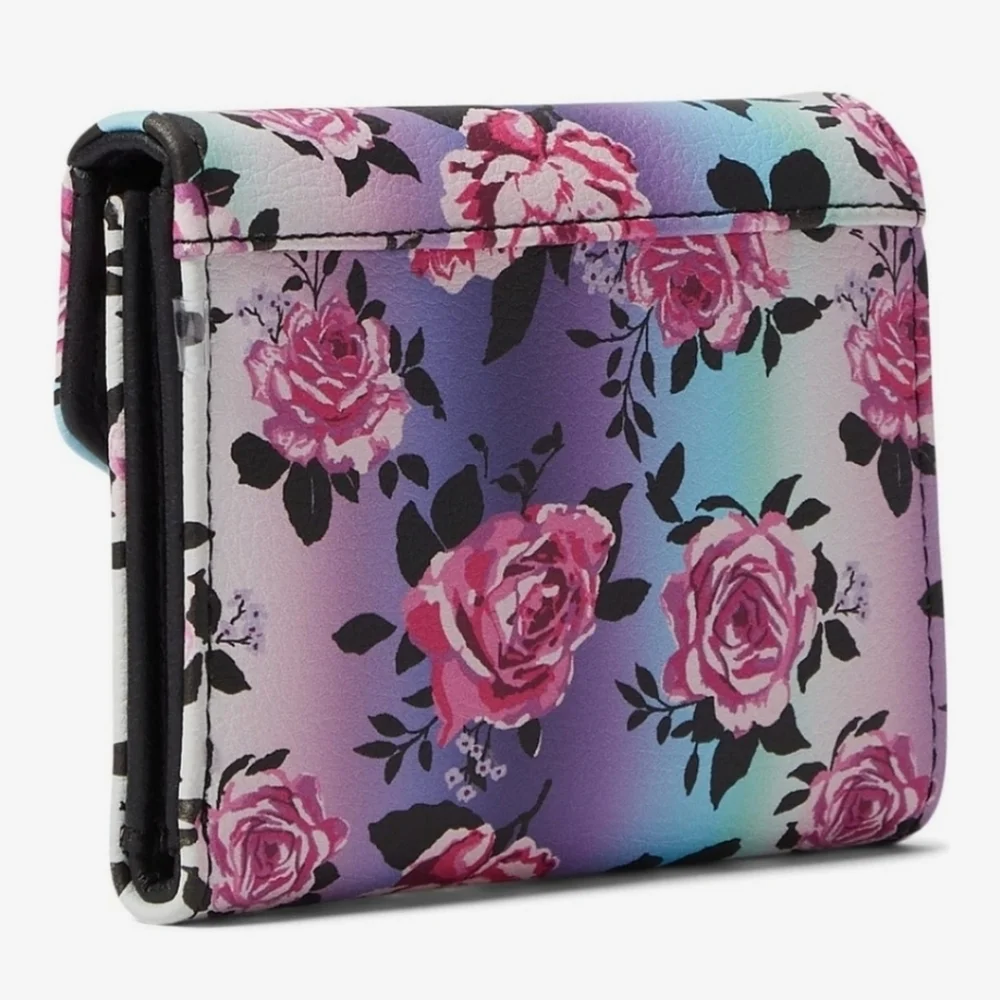 Betsey Johnson betsey johnson